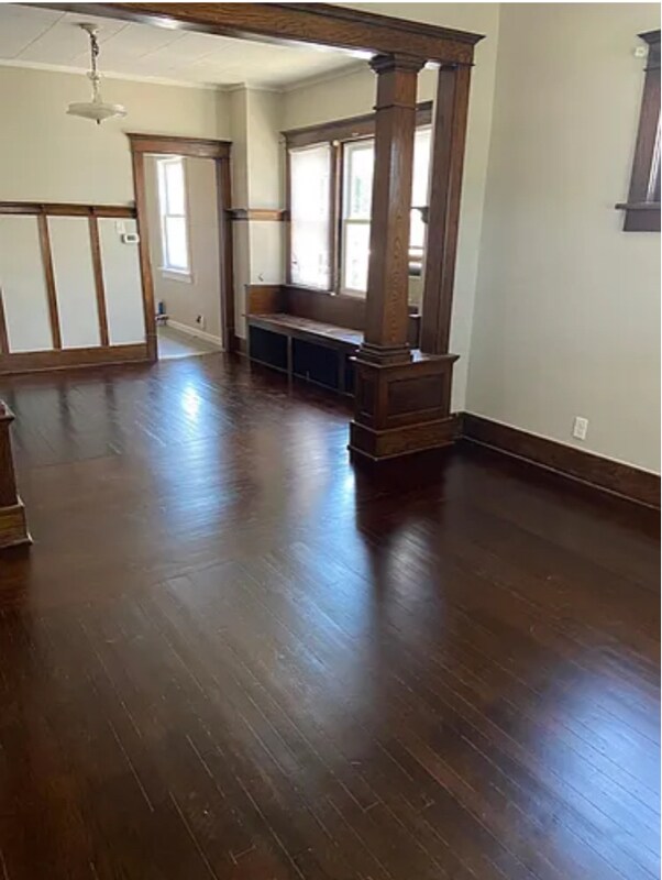 Building Photo - 3215 N 60th St