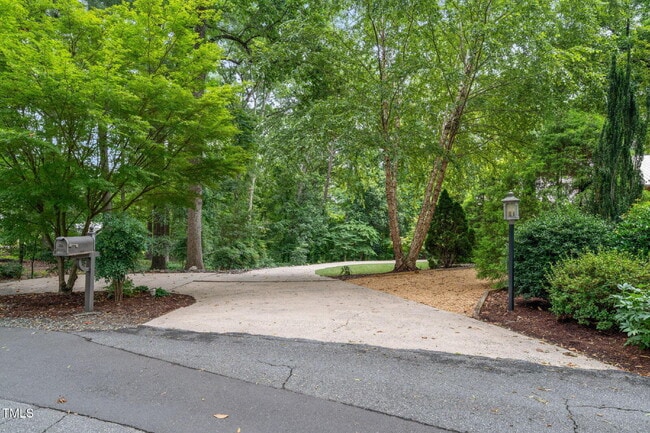 Building Photo - 100 Laurel Hill Cir
