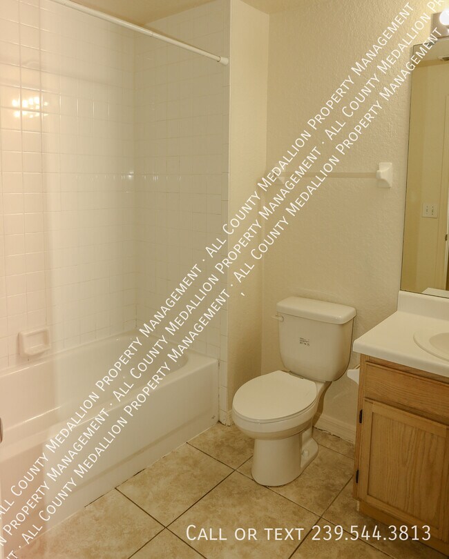 Building Photo - 4650 St Croix Ln