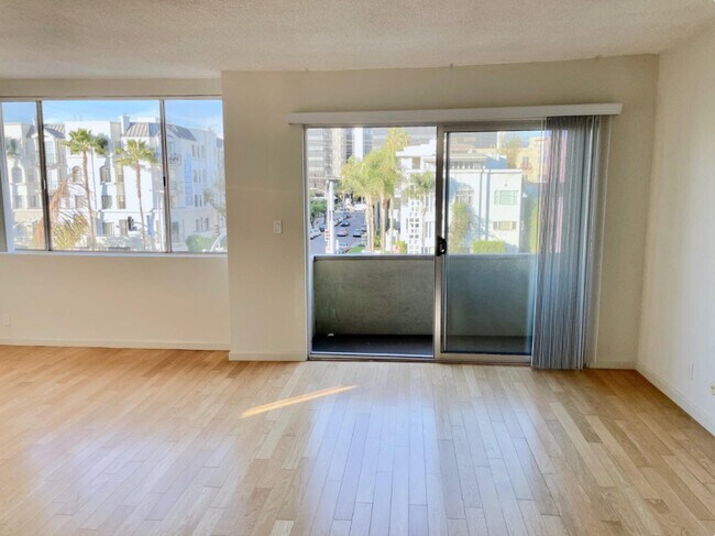 Floorplan - 8630 Burton Way