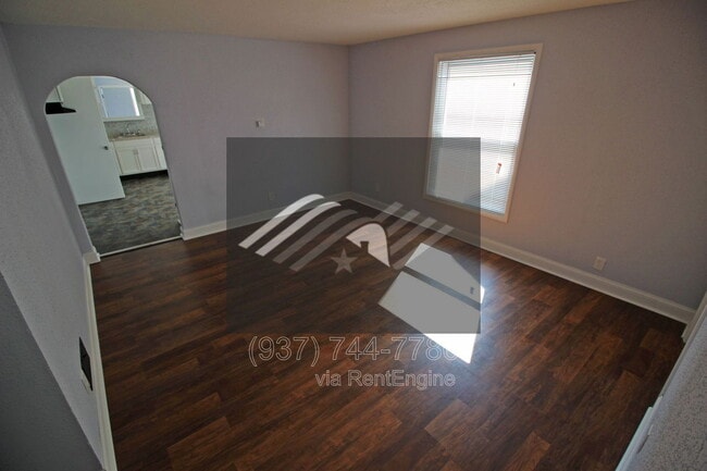 Building Photo - 78 Notre Dame Ave