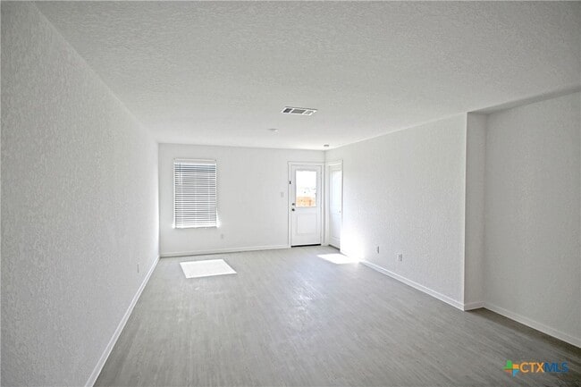 Building Photo - 11560 Chestnut Barr Dr