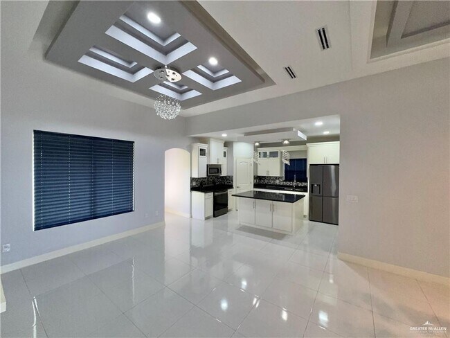 Building Photo - 26 Garman St