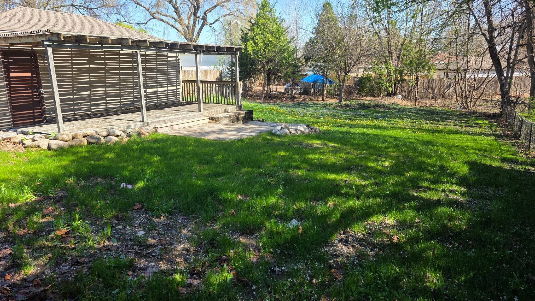 Building Photo - 2564 E Tiffin Ave