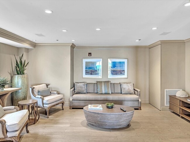 Building Photo - 3720 S Ocean Blvd