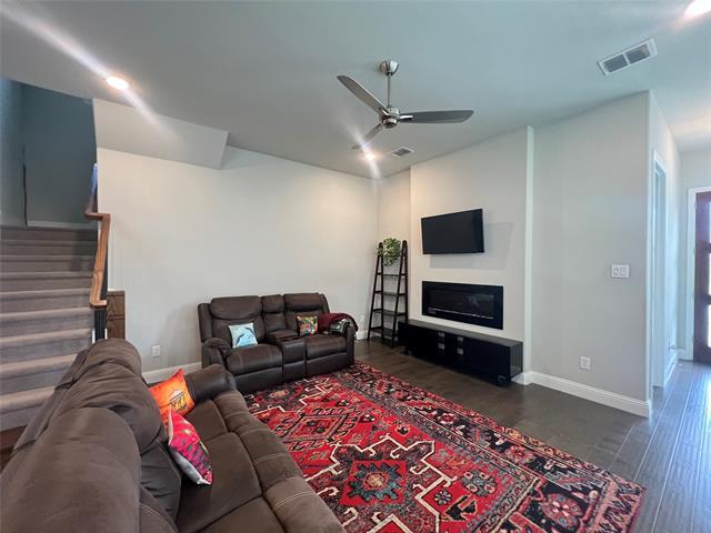 Building Photo - 4275 Curtiss Dr