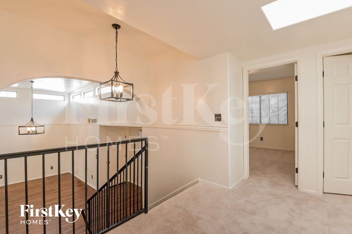 Building Photo - 12705 N Bandanna Way