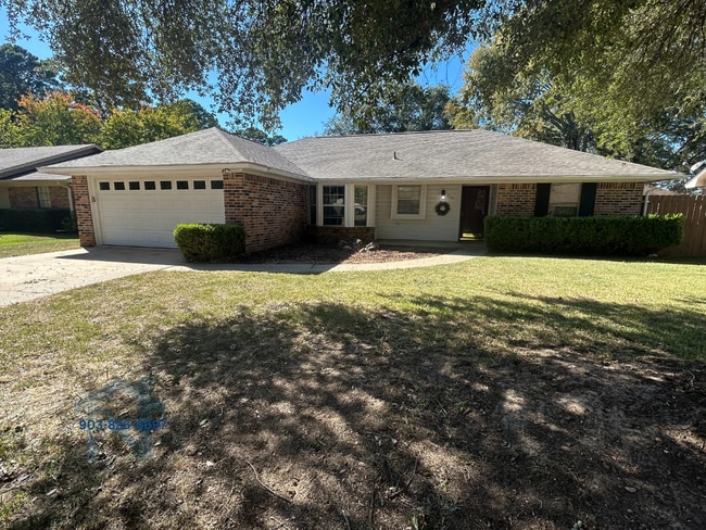 Primary Photo - 203 Jeffrey Ln