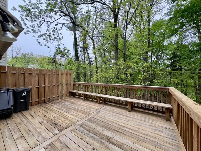 Building Photo - Charming 4 Bedroom/3.5 Bathroom Townhome in Cedarwood Estates, Pikesville, MD!