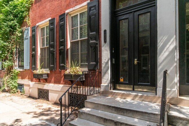 Building Photo - 1823 Pine St