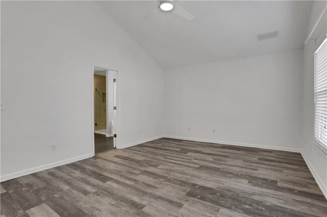 Building Photo - 617 Melilot Ln