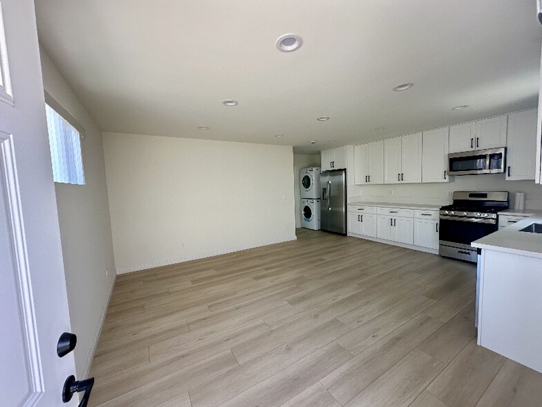Building Photo - 13821 Enadia Way