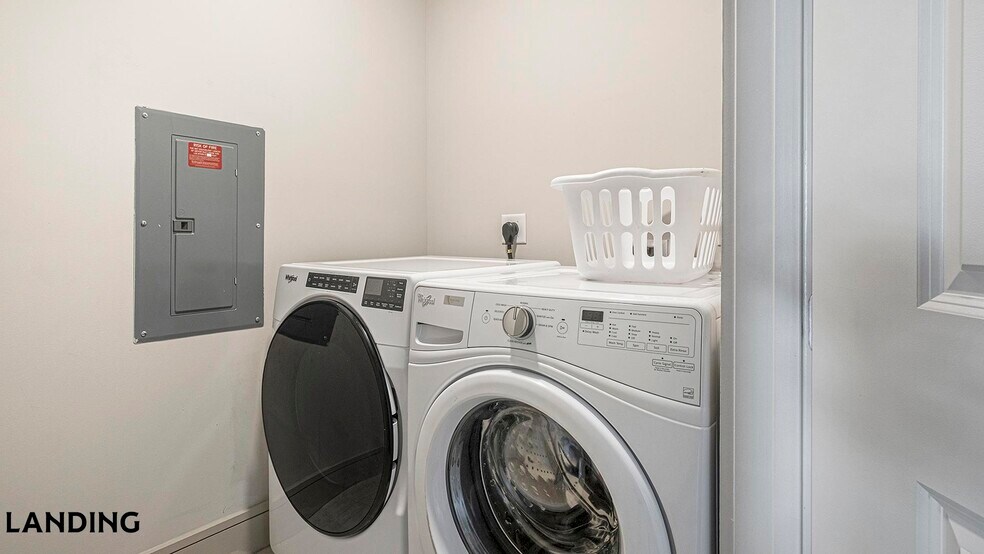 Building Photo - 1414 Wood Hollow Dr