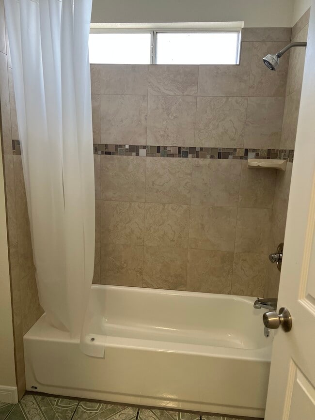 Building Photo - 4417 Avalon Blvd