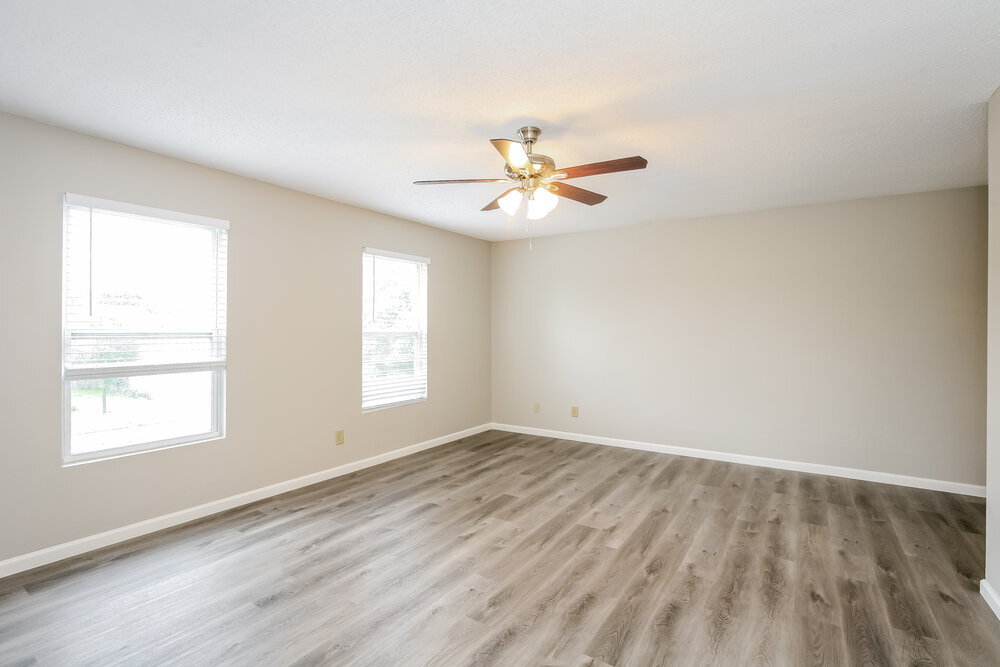 Building Photo - 6336 Alonzo Dr