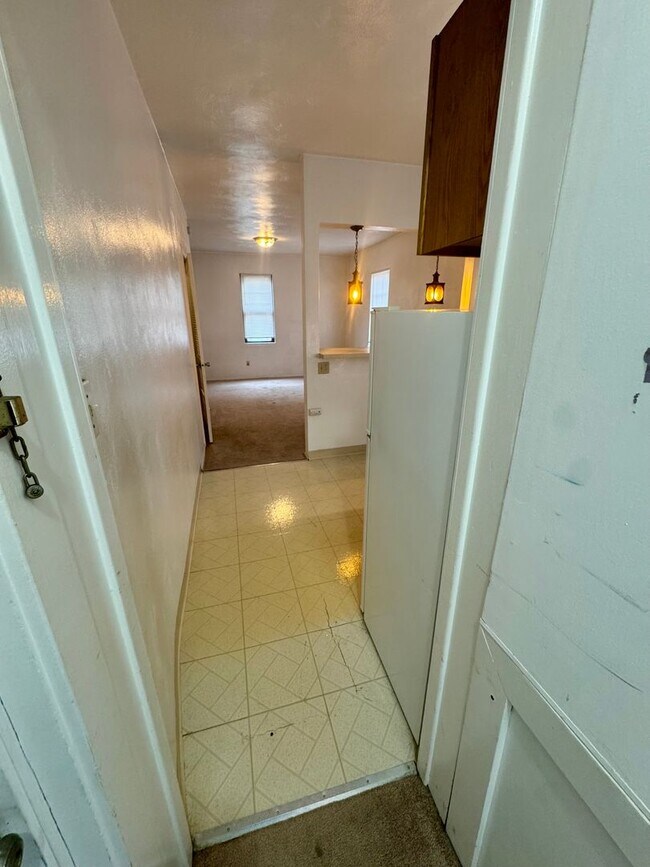 Building Photo - 1939 Crafton Blvd