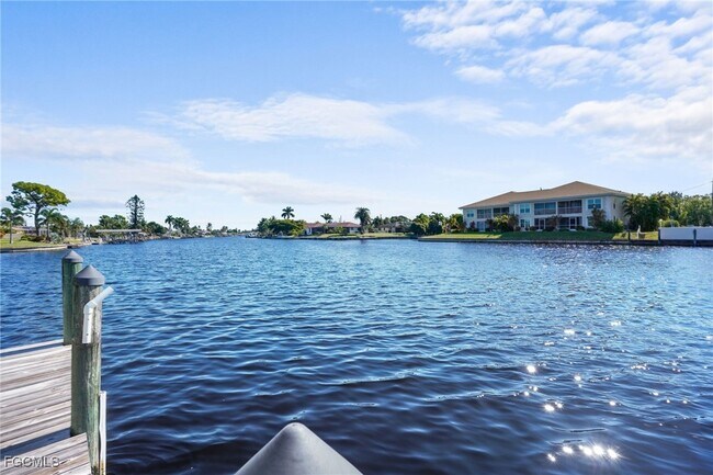 Building Photo - 517 SE 43rd St