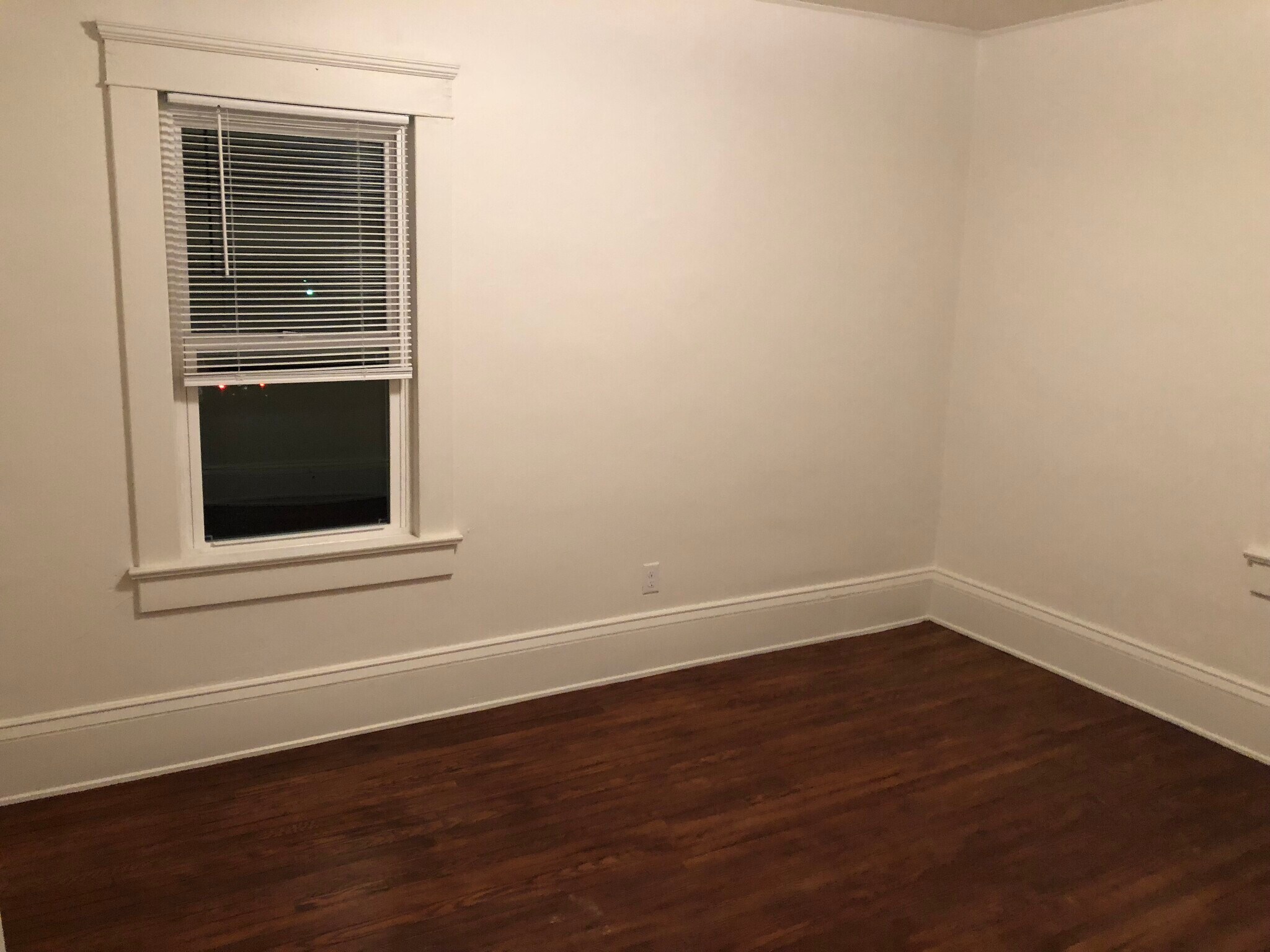 Building Photo - 307 Gilmore Ave