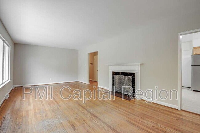 Building Photo - 5107 Bradley Blvd