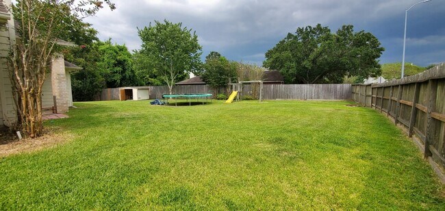 Building Photo - 7227 Colony Bend Ln