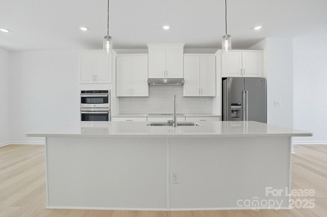 Building Photo - 3210 Stelfox St