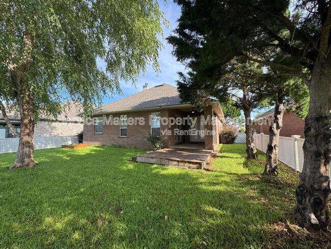 Building Photo - 5402 New Abbey Ln