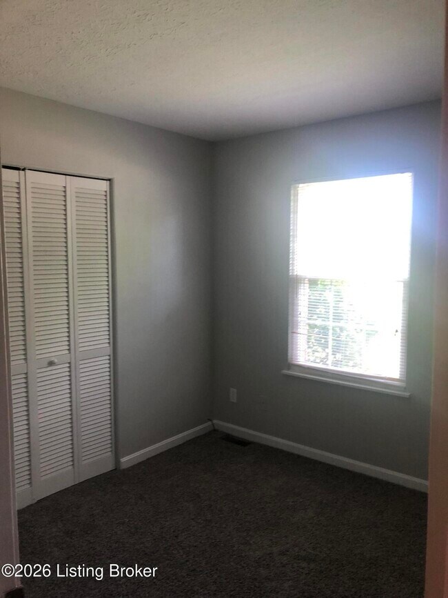 Building Photo - 6811 Cedarwood Dr