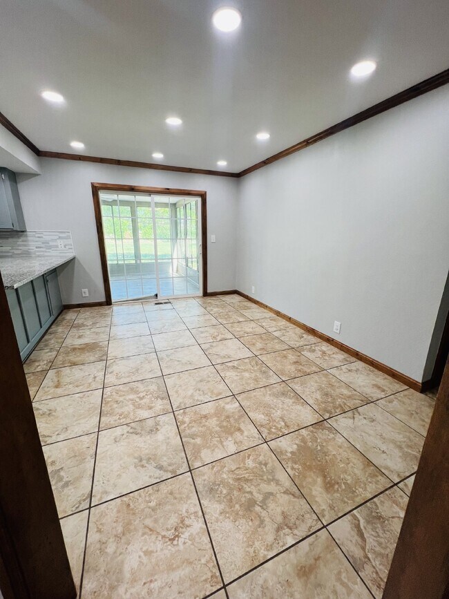 Building Photo - Beautiful 3 bedroom home in Chisolm School District!