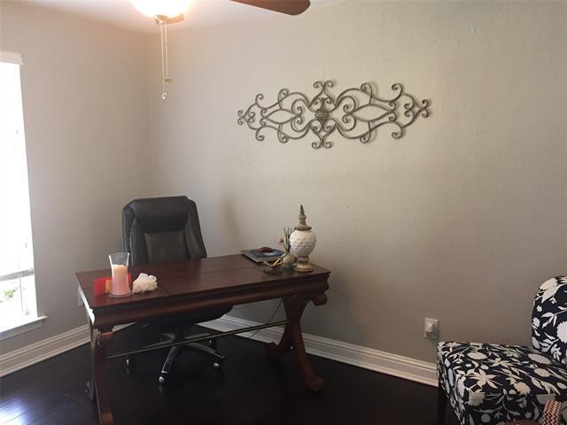 Building Photo - 1701 Belgrade Dr