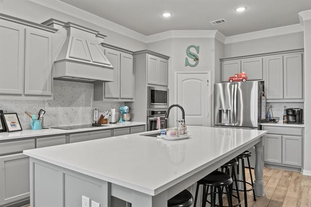 Building Photo - 204 Aero Vis Dr