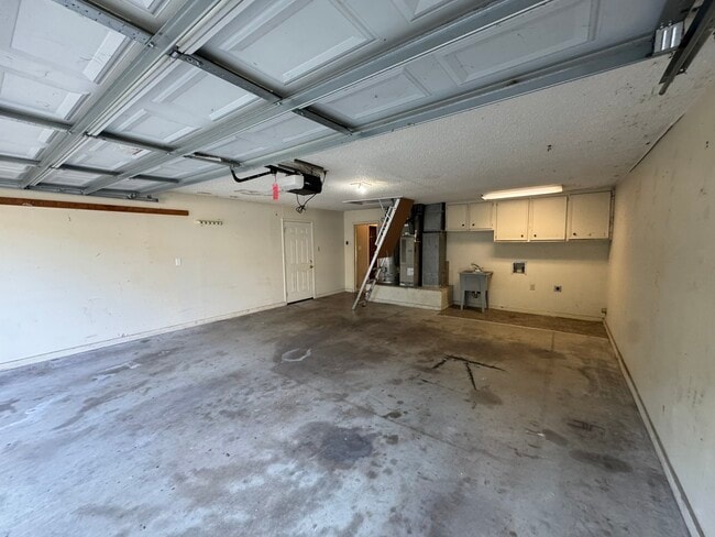 Building Photo - 1524 Timber Creek Dr