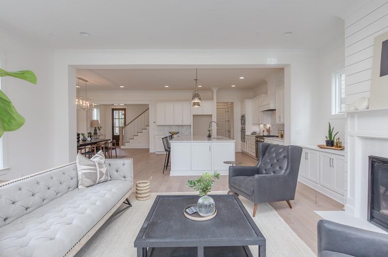 This photo is of a completed version of the same floor plan and same designer finishes - representative only. - 1945b Kimbark Dr