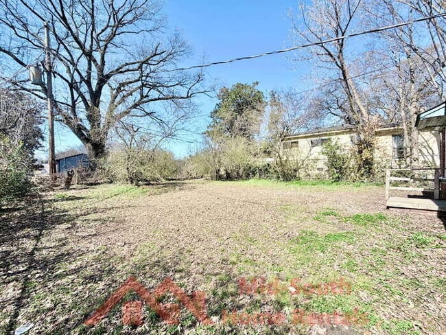 Building Photo - 1417 Rayner St