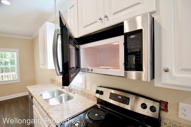 Building Photo - 2 br, 2 bath House - 532 B Amerson Court