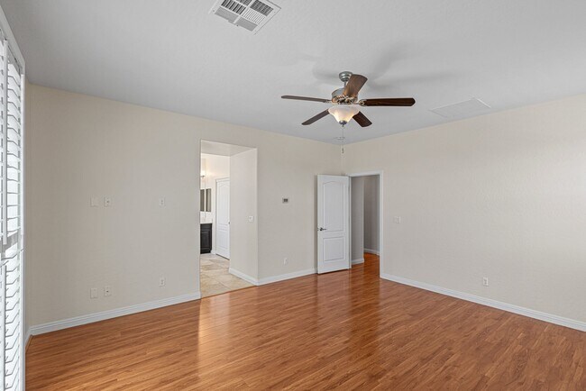 Building Photo - Beautiful West Vegas Home With Next Gen Suite