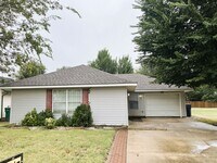 Building Photo - 5008 Drexel Ave
