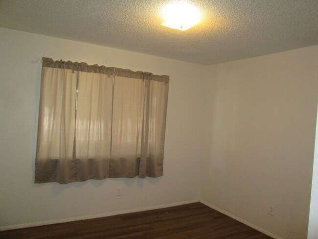 Building Photo - 11500 Atlantic City Ave NE