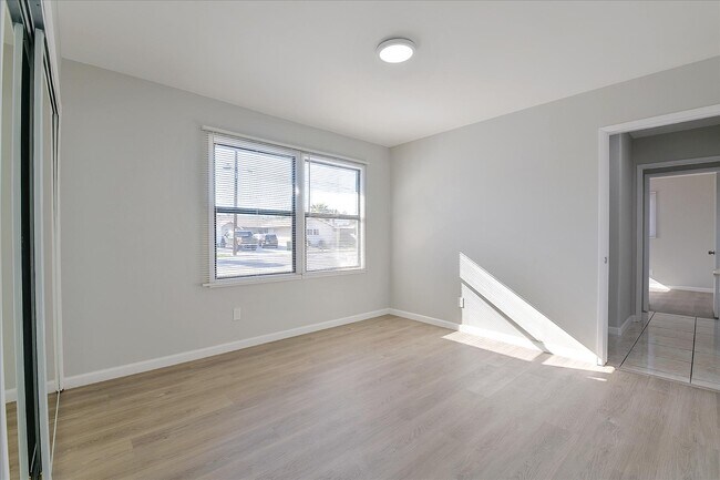 Building Photo - 12931 Morene St