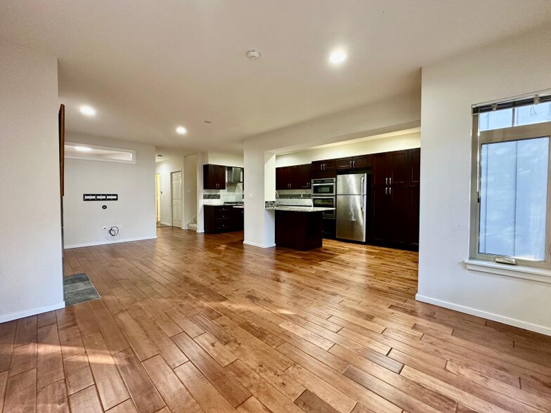 Building Photo - 9231 158th Pl NE