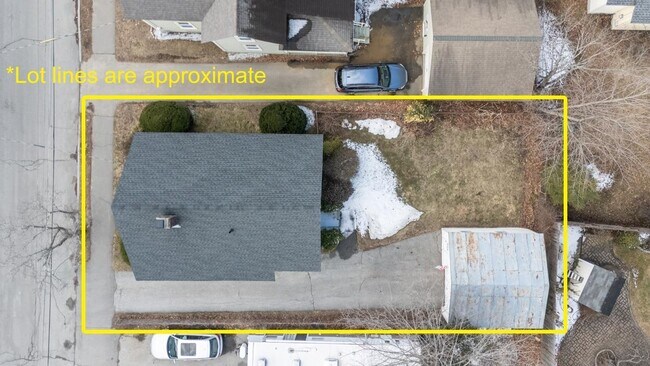 Building Photo - 48 Beacon St