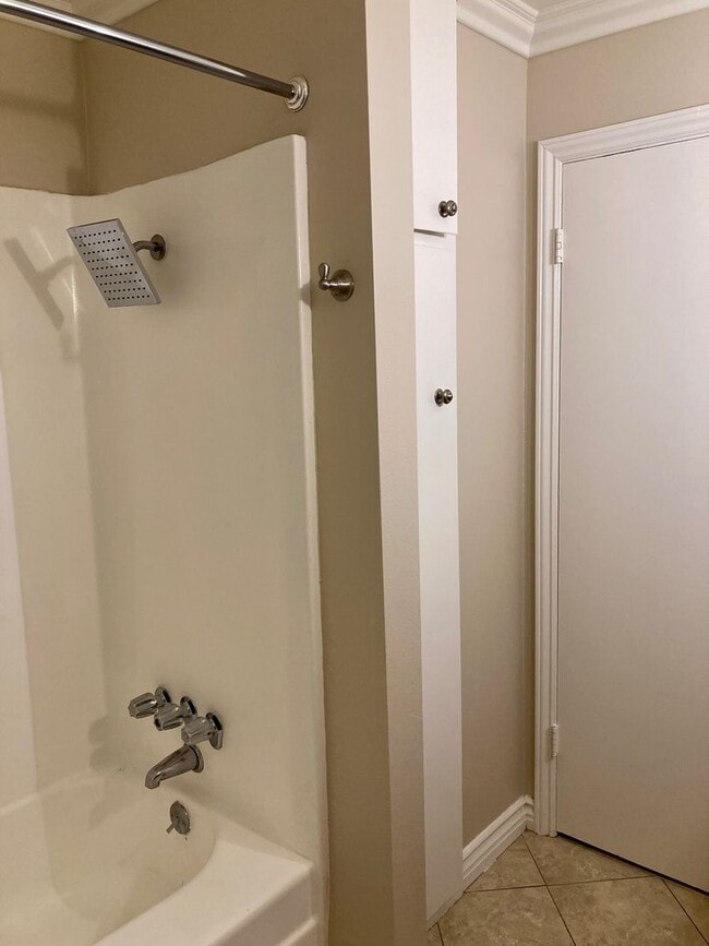 Building Photo - 12200 Montecito Rd