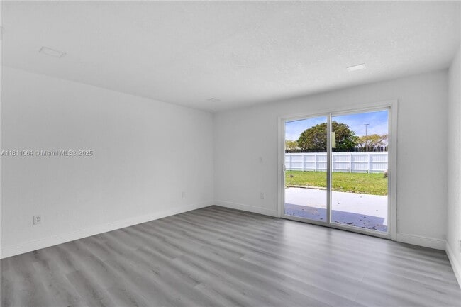 Building Photo - 8330 NW 35th Pl