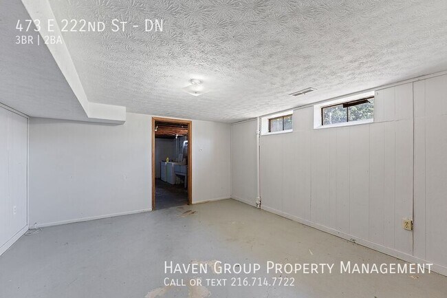 Building Photo - 473 E 222nd St