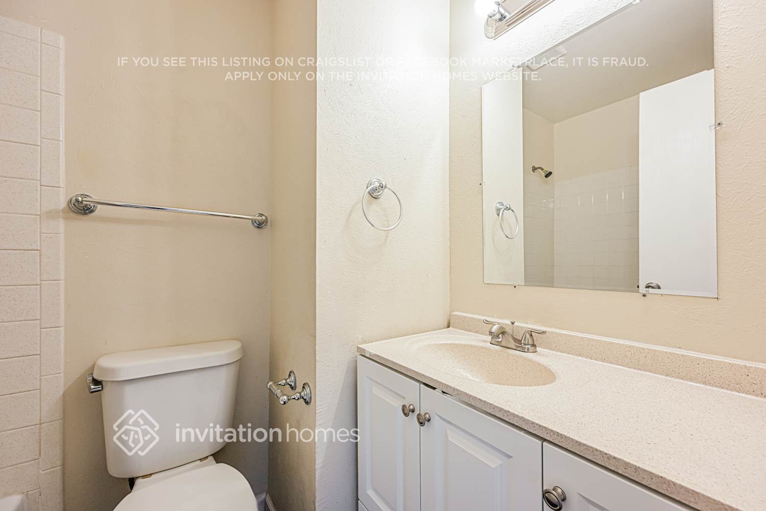 Building Photo - 16152 E Radcliff Pl