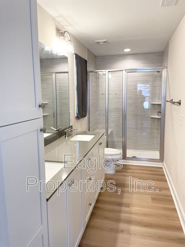 Building Photo - 416 Wade St