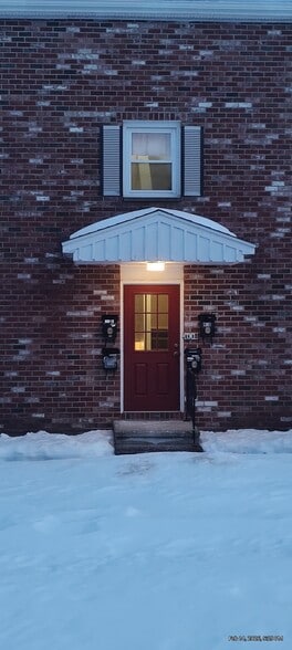 Courtyard Door with Mailbox - 53 Hiltbrand Rd