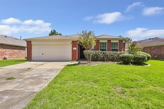 Building Photo - 2822 Foster Hill Dr