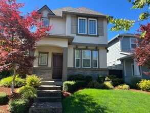 Building Photo - Spacious & Stylish Home in Desirable Betha...