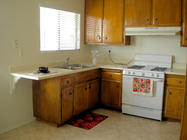 Kitchen - Tustin Southern Apartments