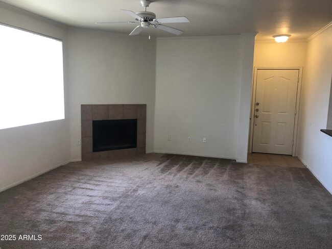 Building Photo - 16013 S Desert Foothills Pkwy